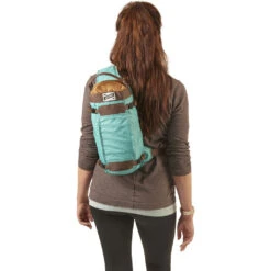 Kelty Spur 9L Sling Pack | Latigo Bay -Kelty KL17 Spur LatigoBay onbodyback1