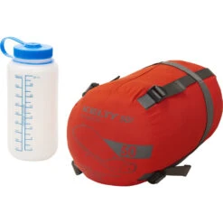 Kelty Rambler 50F Synthetic Sleeping Bag | Orange -Kelty Rambler bag red StuffSack KL16