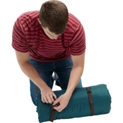 Kelty Shindig Blanket | Deep Teal/Latigo Bay -Kelty ShindigBlanket deepTeal latigoBay feature5 KL17 1