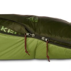 Kelty Cosmic 40 Degree 550 Down Sleeping Bag 16 Kelty Cosmic 40 Degree 550 Down Sleeping Bag -Kelty f 85986636 b44b 438d a548 b957aec991d6